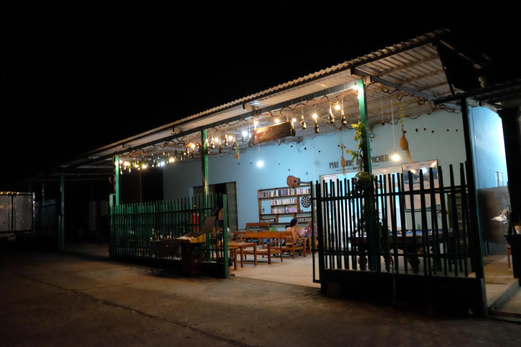 Phu Quoc Backpacker Hostel Eksteriør bilde